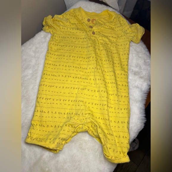 Yellow 18-24 months romper - Picture 4 of 5